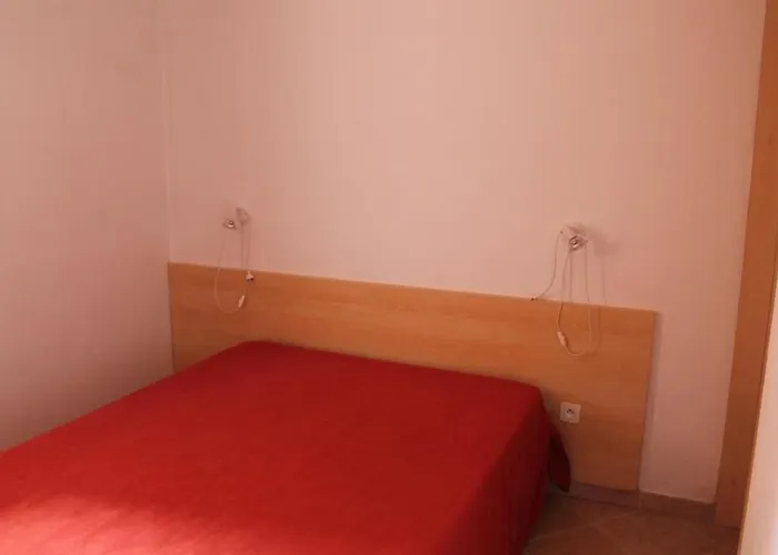 Grazioso Bilocale A 200 M Dal Mare In Con Piscina E Wi-fi