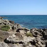 Apartman Grazioso Bilocale A 200 M Dal Mare In Con Piscina E Wi-fi Linguizzetta