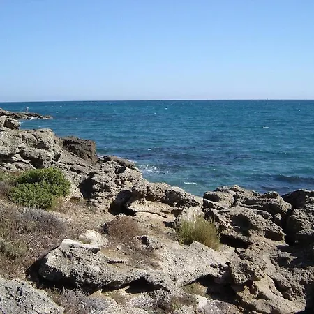 Apartamento Grazioso Bilocale A 200 M Dal Mare In Con Piscina E Wi-fi Linguizzetta