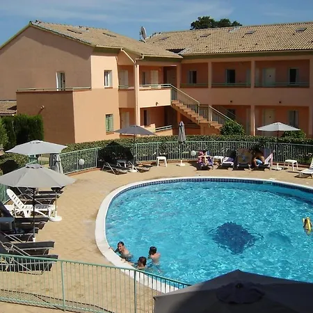 Grazioso Bilocale A 200 M Dal Mare In Con Piscina E Wi-fi Lejlighed