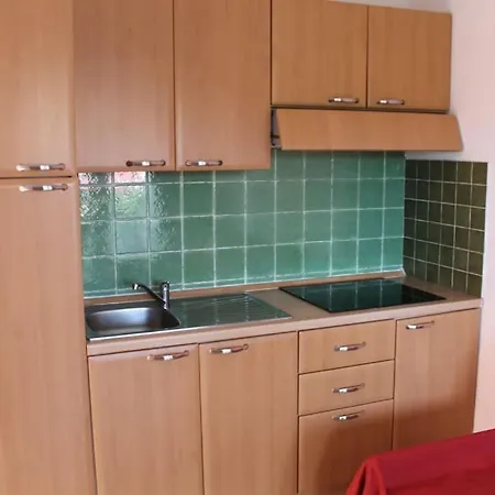 Grazioso Bilocale A 200 M Dal Mare In Con Piscina E Wi-fi Lejlighed *