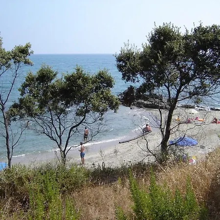 Grazioso Bilocale A 200 M Dal Mare In Con Piscina E Wi-fi Apartamento *