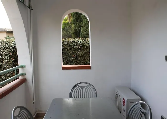 Grazioso Bilocale A 200 M Dal Mare In Con Piscina E Wi-fi Apartmán *